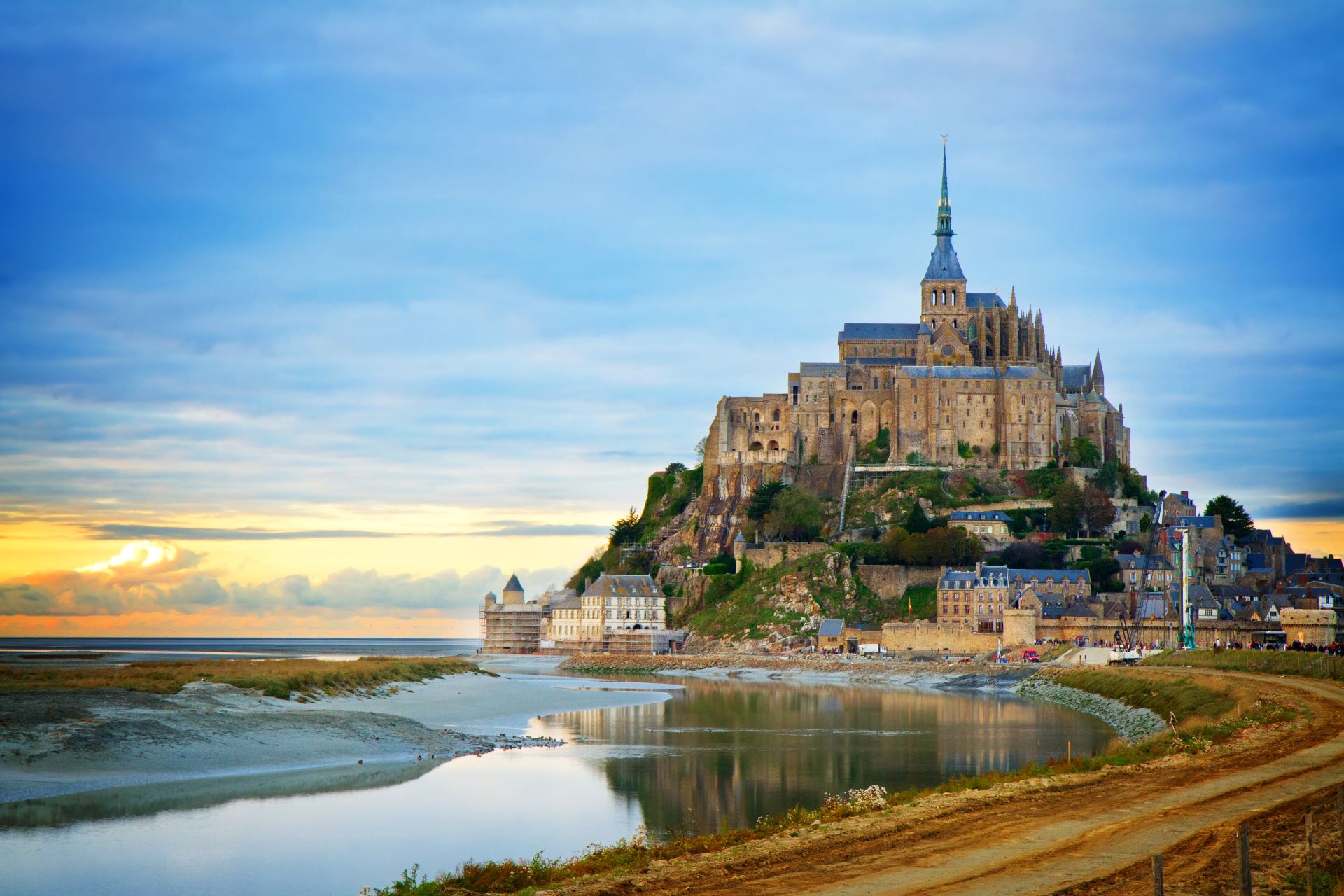 Mont St Michel Web